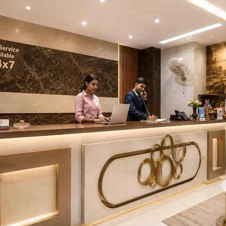 The Elevate Hotel Near Terminal 3 Delhi Airport With- Free Airport Pickup-2